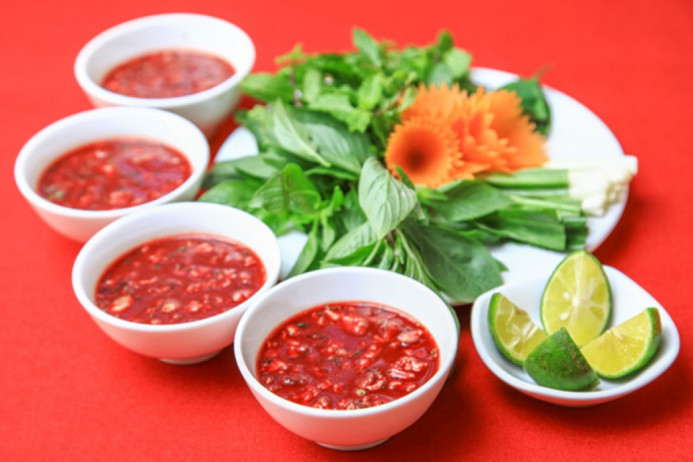 cách cắt tiết vịt không đông